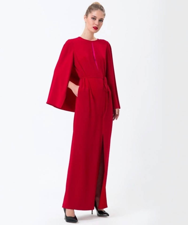 Robe Paule Ka Cape Rouge