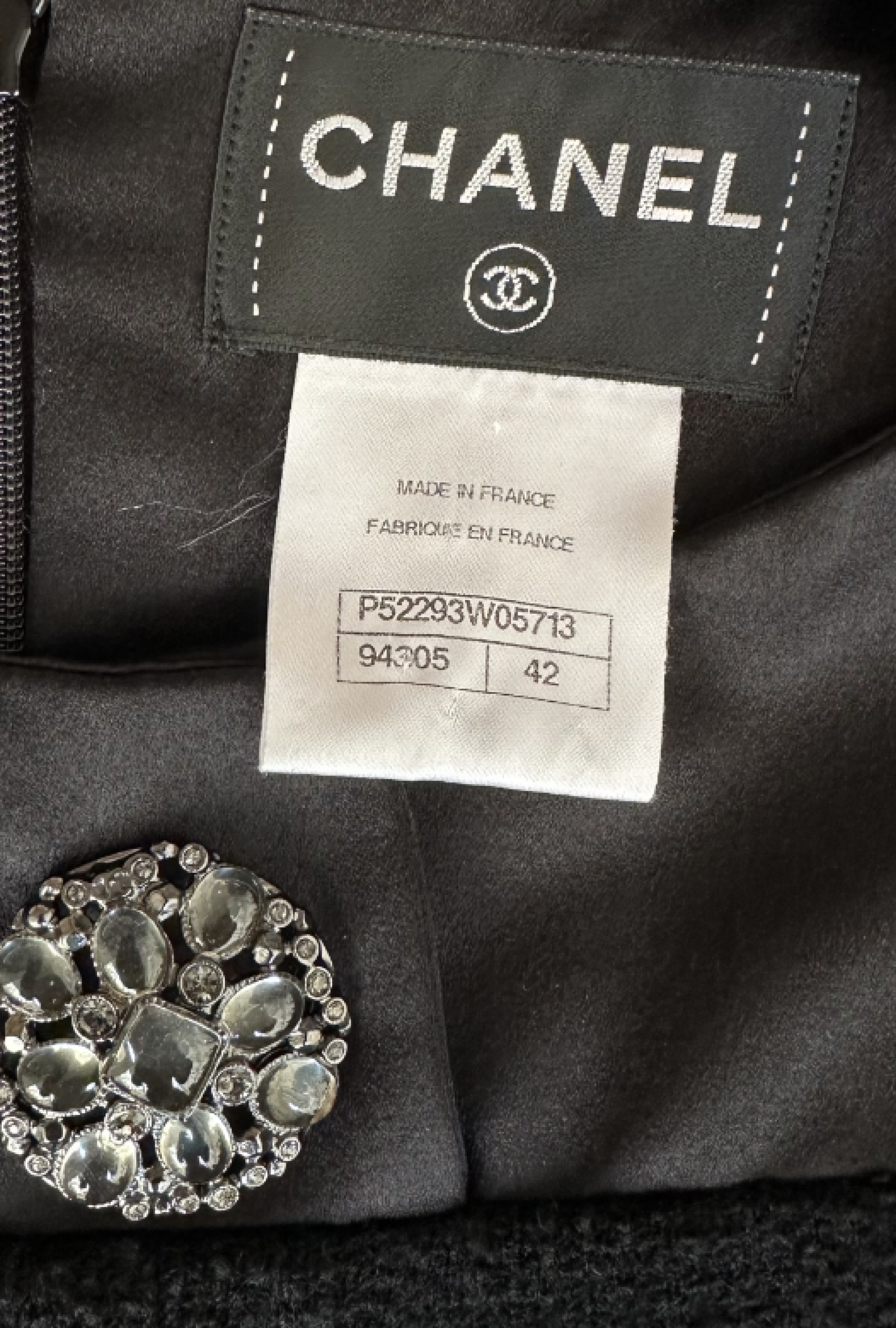 Robe Chanel Noire Boutons Gripoix FW 2015