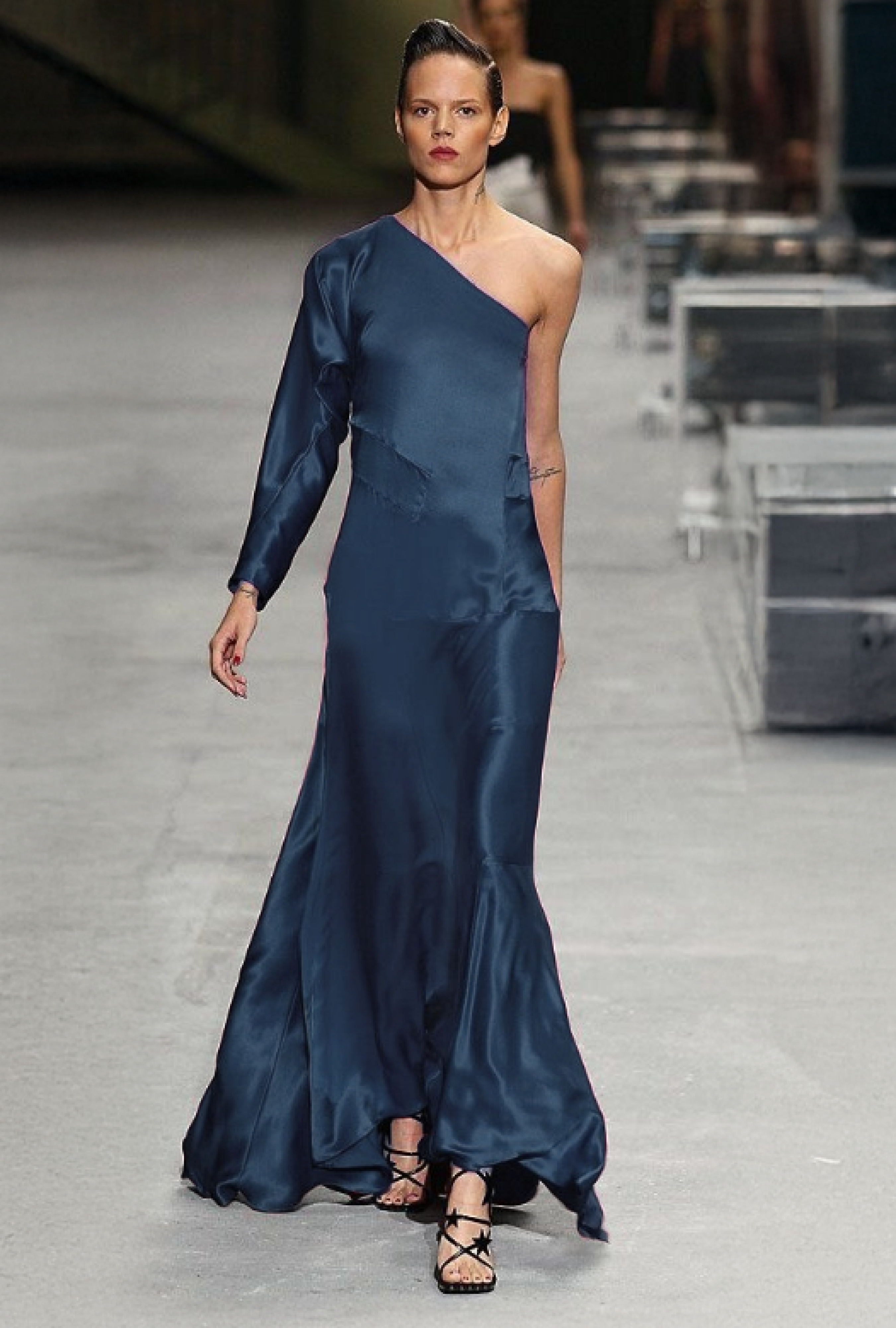 Robe Yves Saint Laurent Asymétrique Été 2008