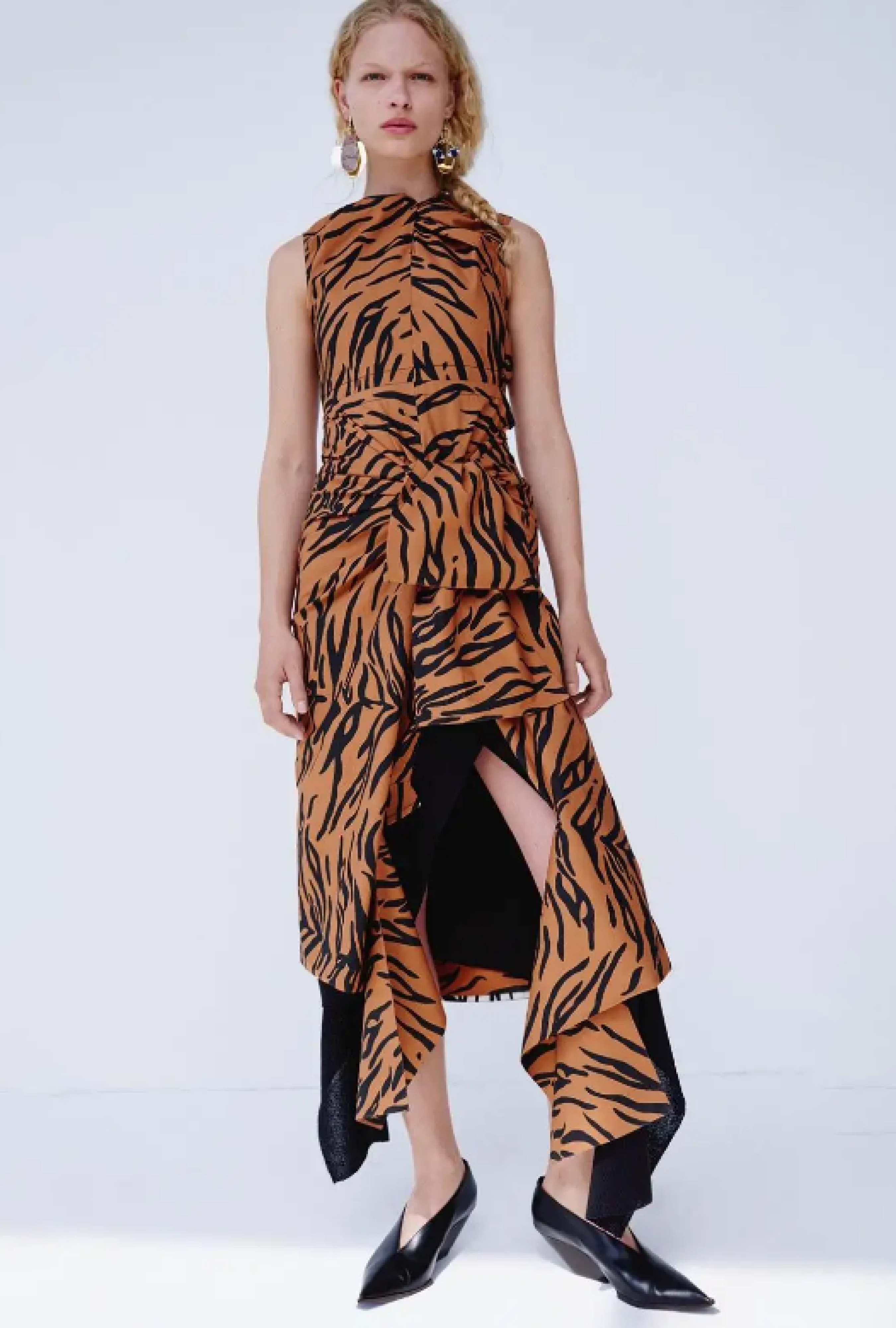 Robe Celine Instinct Noir Resort 2016