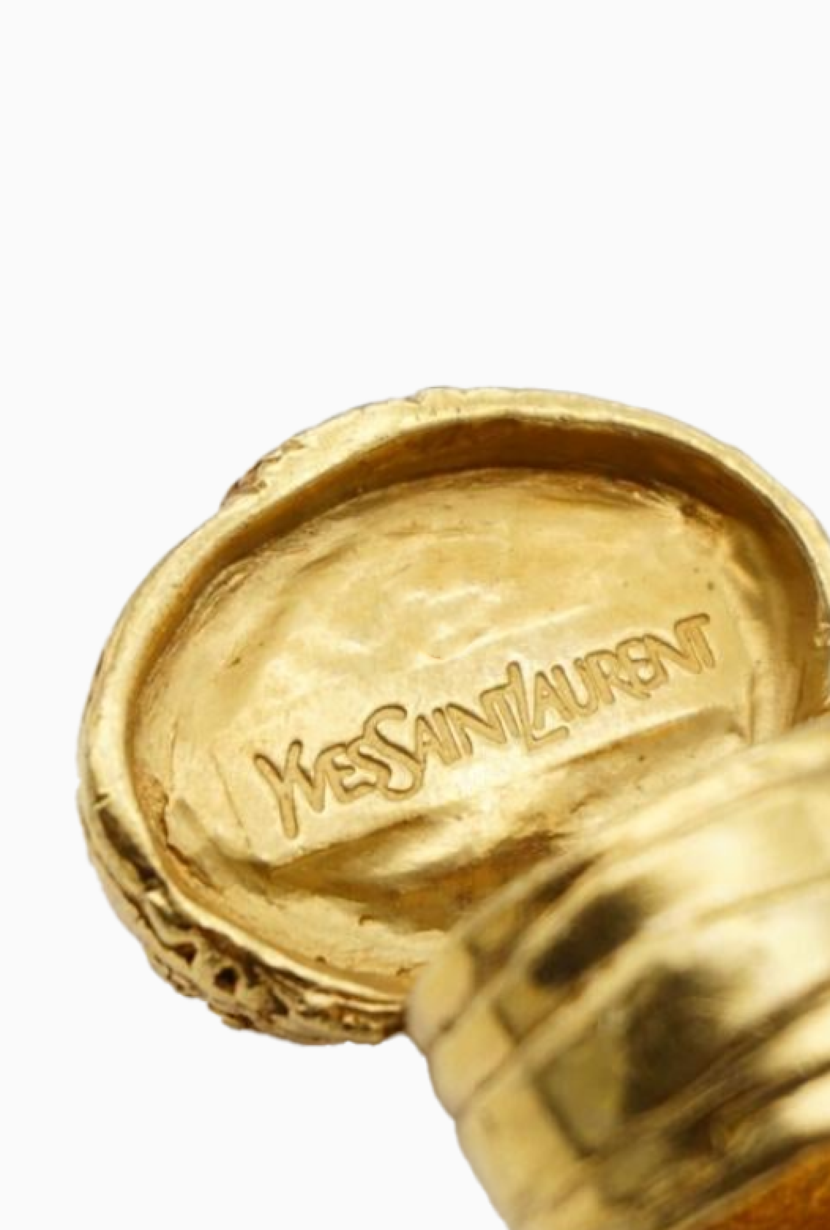 Bague Yves Saint Laurent Arty Cabochon Corail Circa 2000