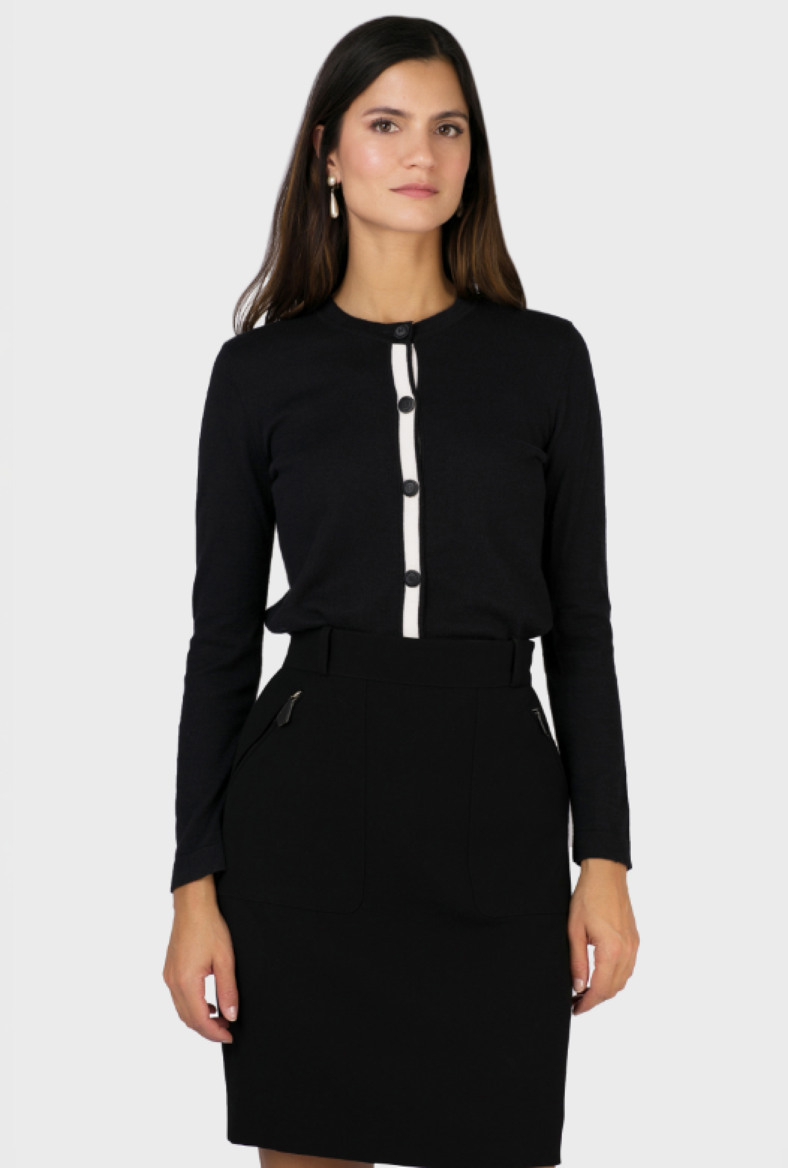 Top Chanel Essential Noir