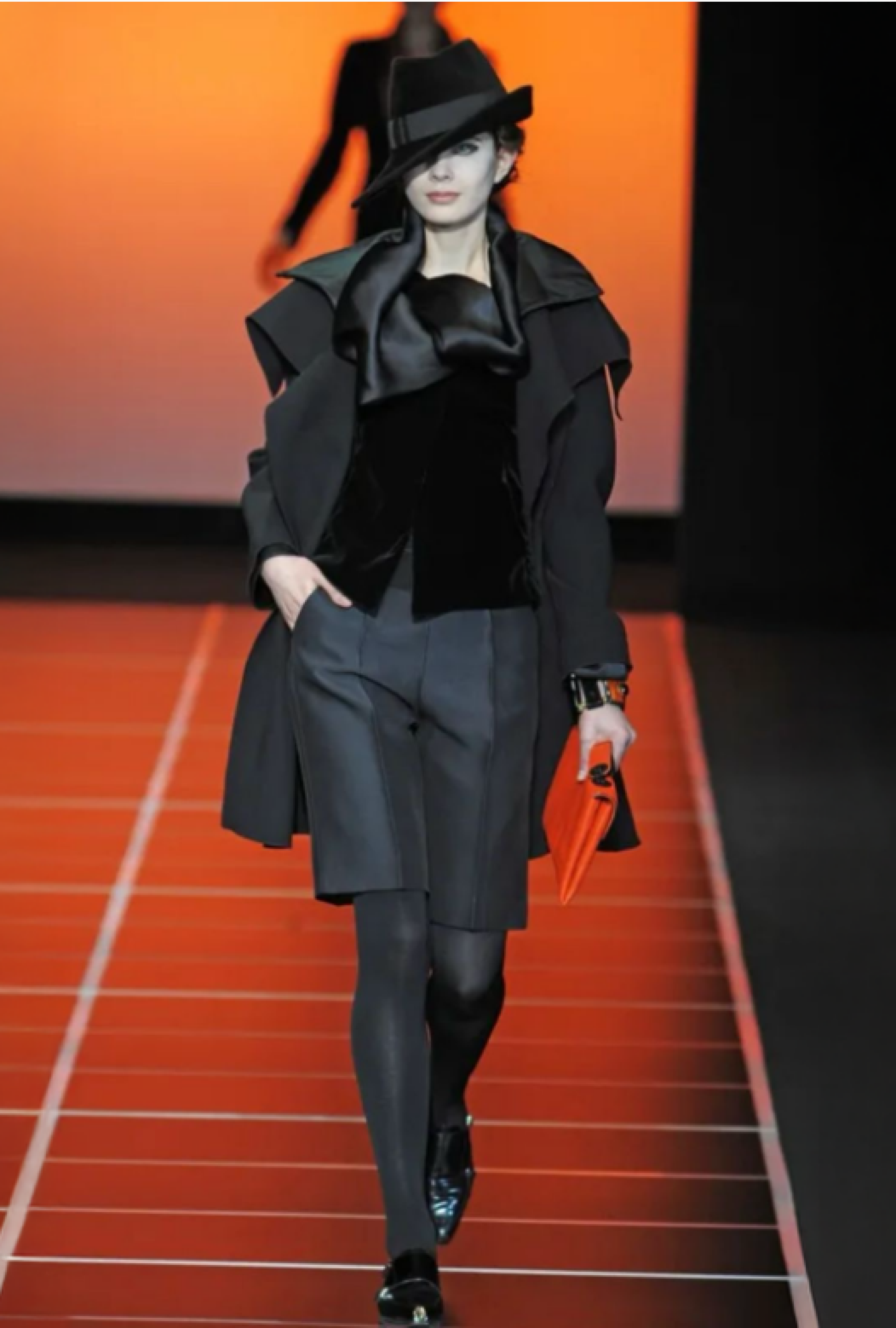 Top Armani Col Bateau Satin FW2012