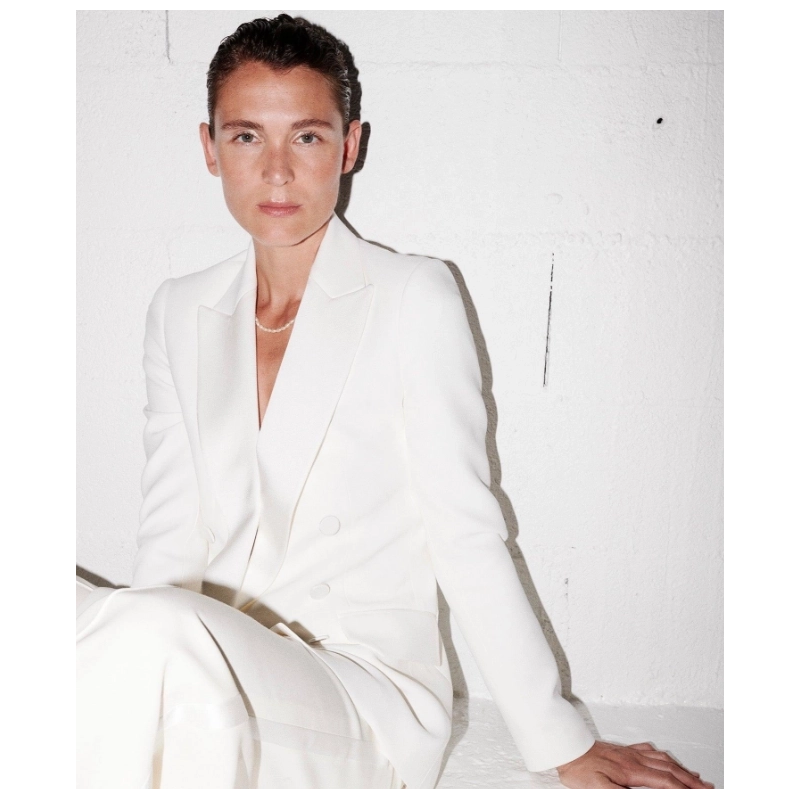 Smoking Pallas Haviland