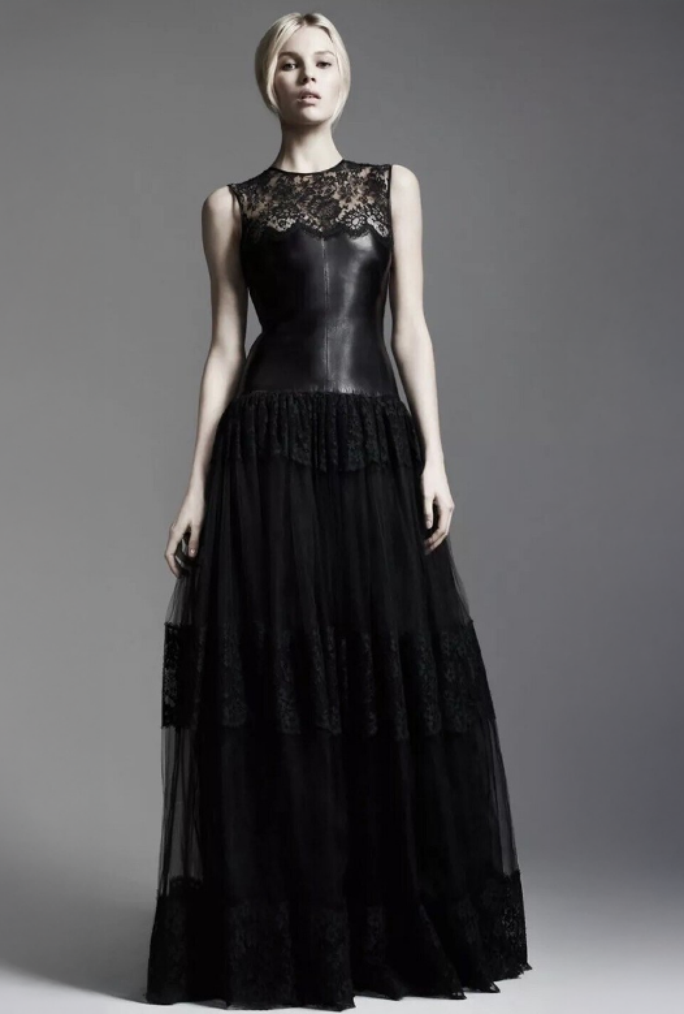 Robe Valentino Noir Fusion 2013 By Maria Grazia Chiuri