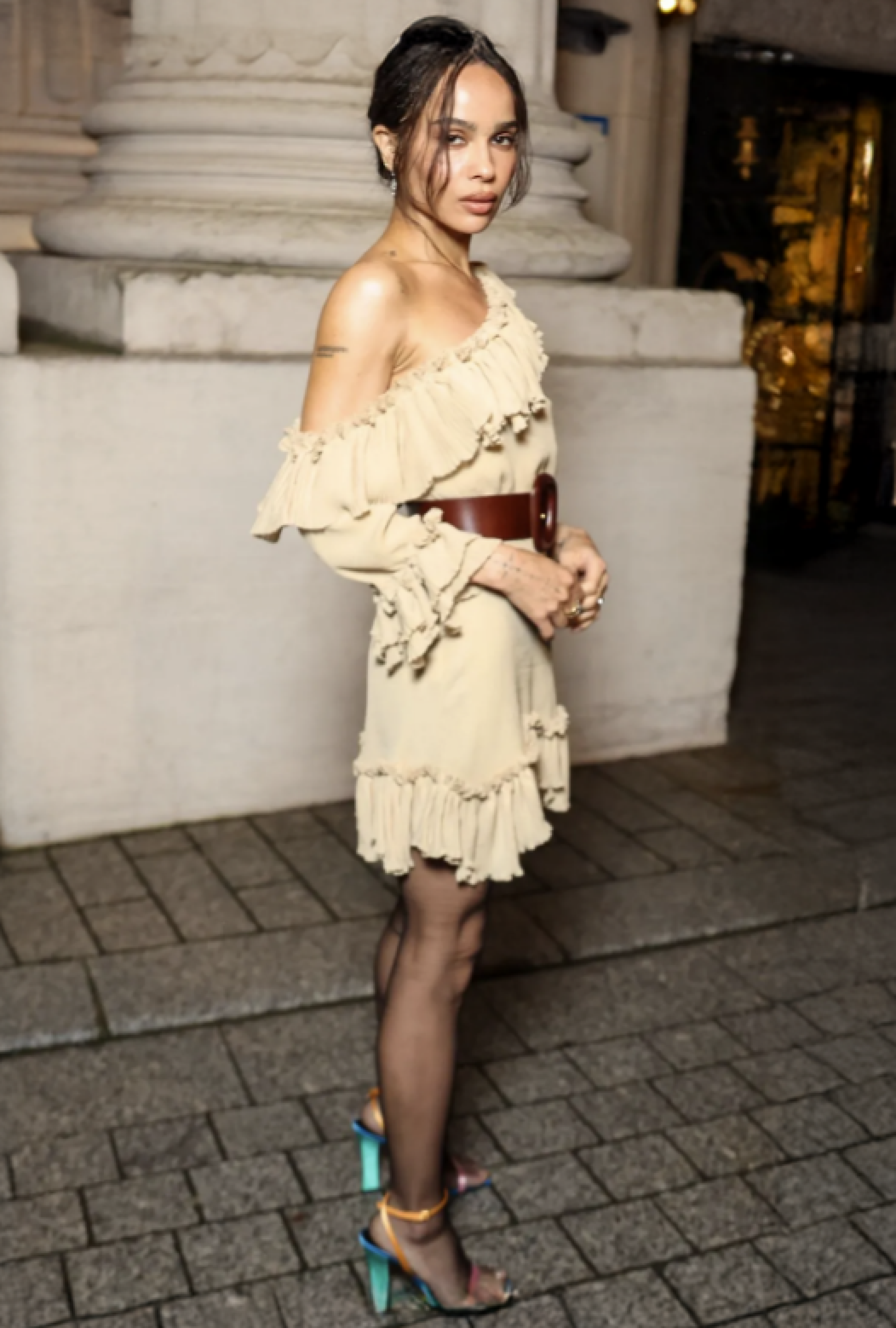 Robe Yves Saint Laurent Volant Ivoire SS2024