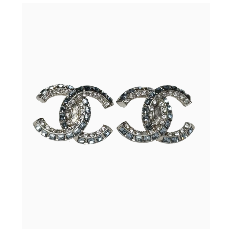 Puces Chanel Double C