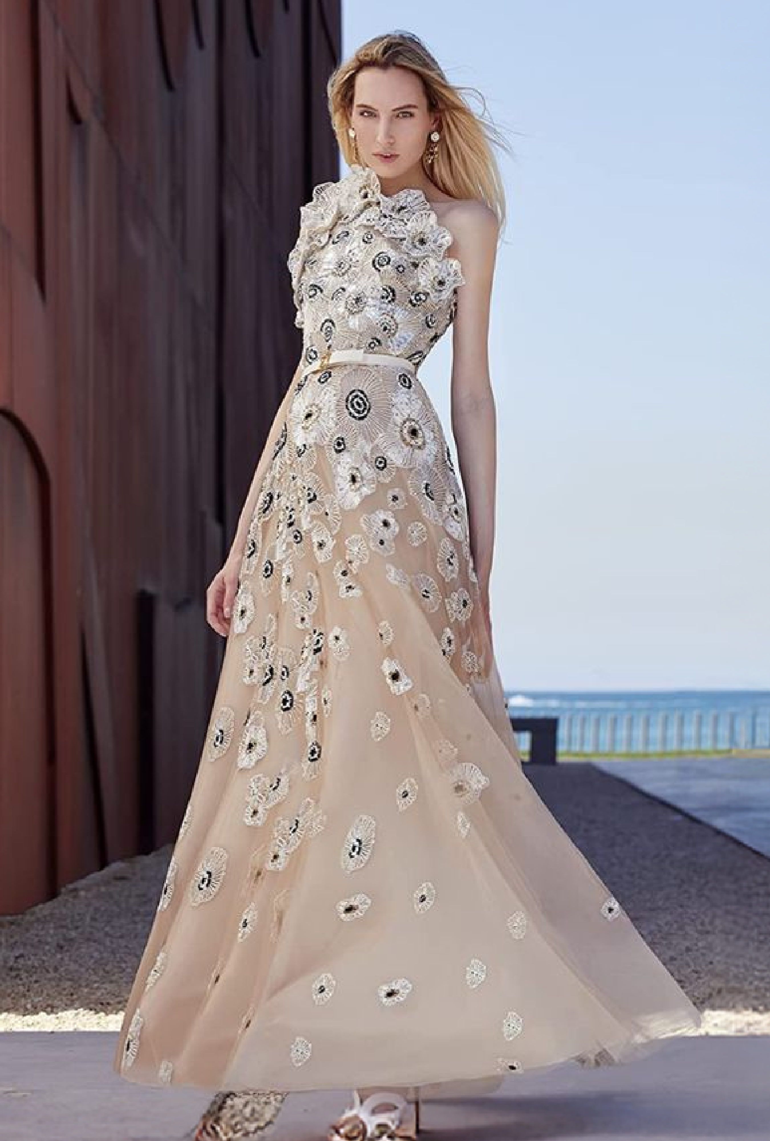 Flower Elie Saab Resort 2022