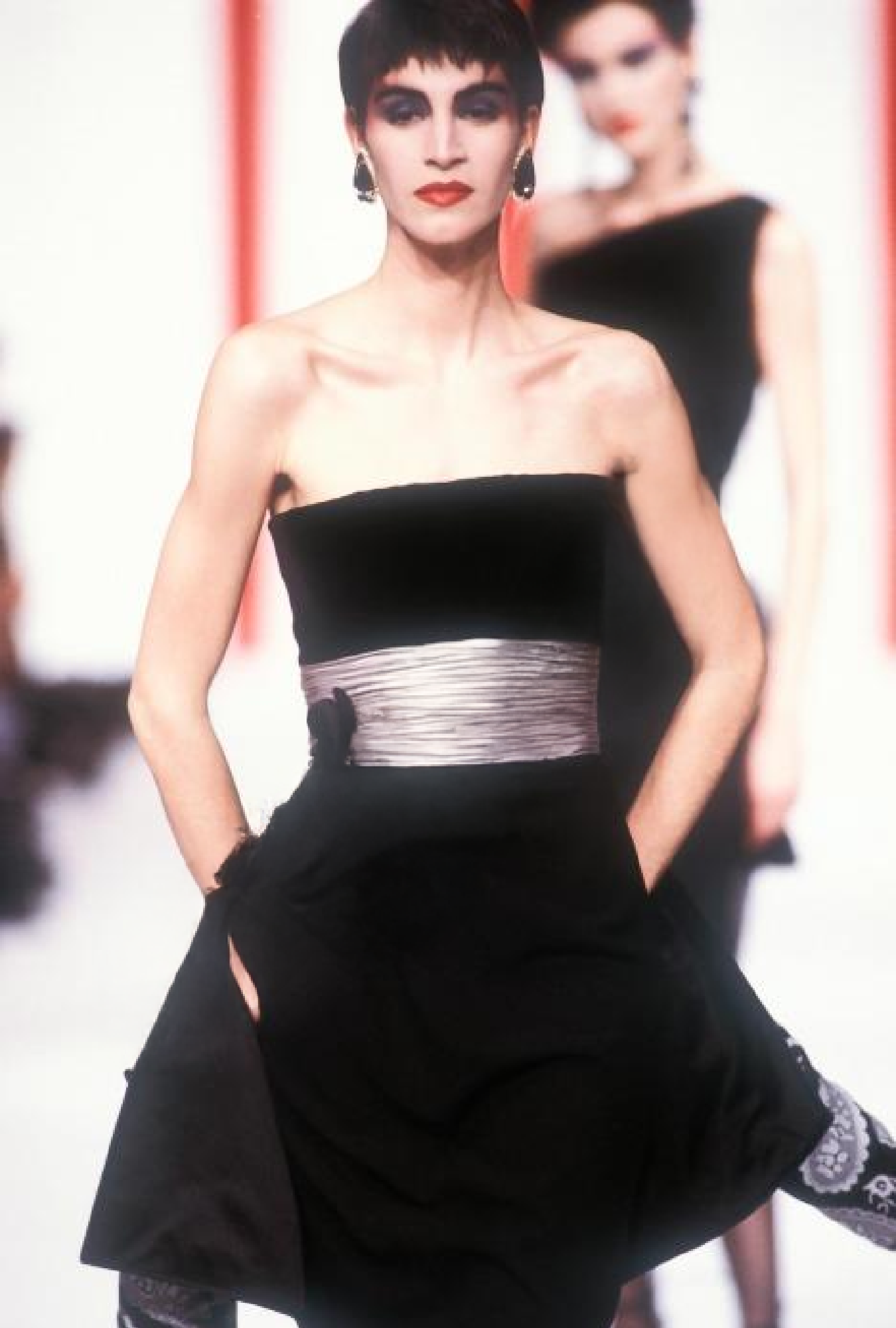 Valentino Asymétrie Couture Noir & Argent FW1985 Dress