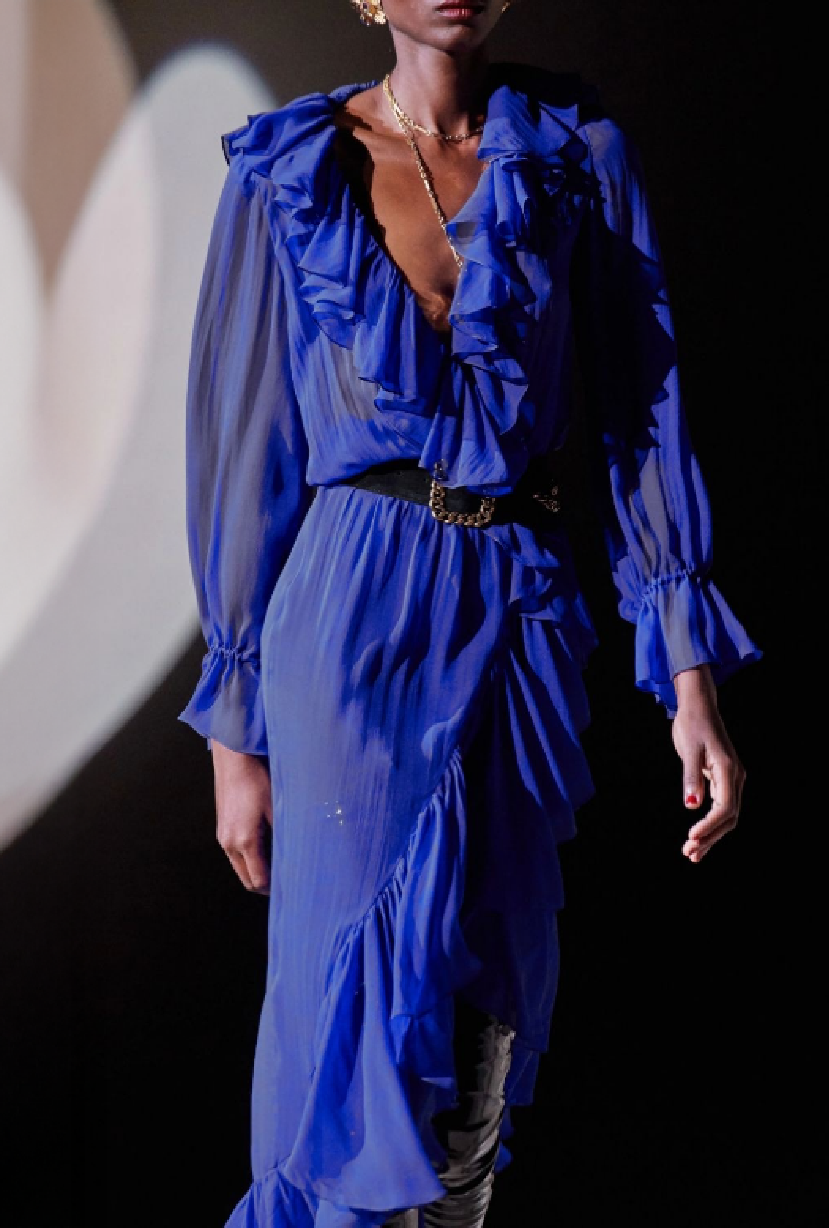Robe Yves Saint Laurent Volants Fluide Bleu Électrique FW2020