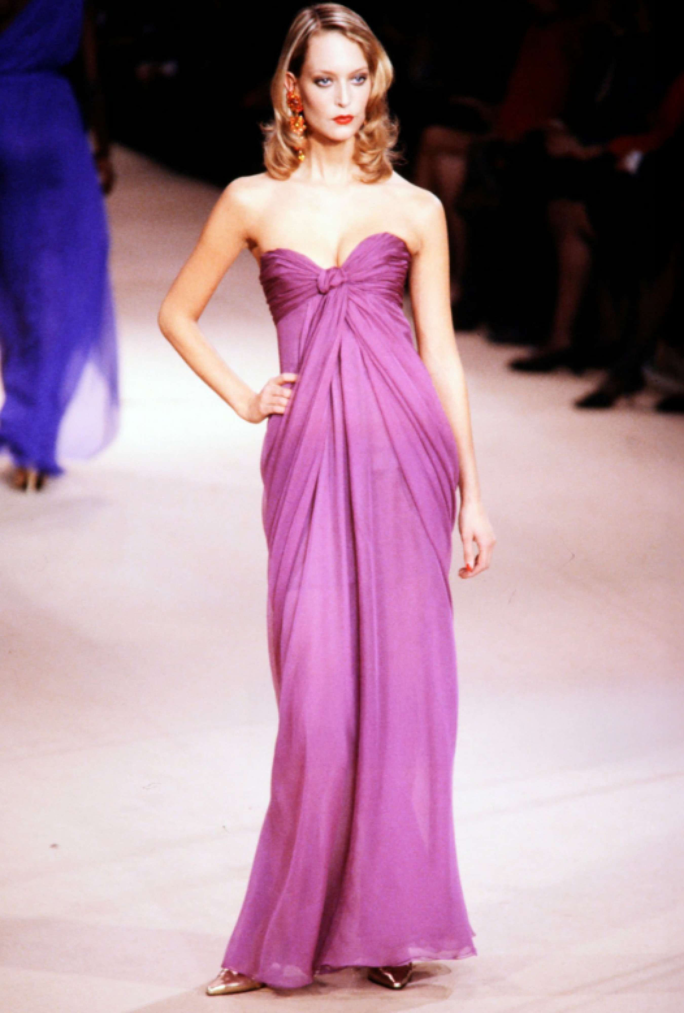 Robe Yves Saint Laurent Drapé Fluide Resort 2010