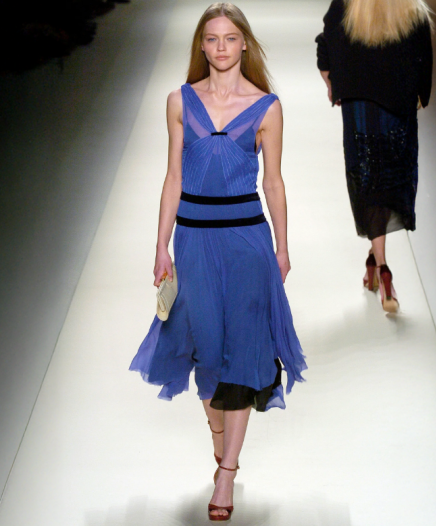 Robe Mousseline Indigo FW2005 par Phoebe Philo
