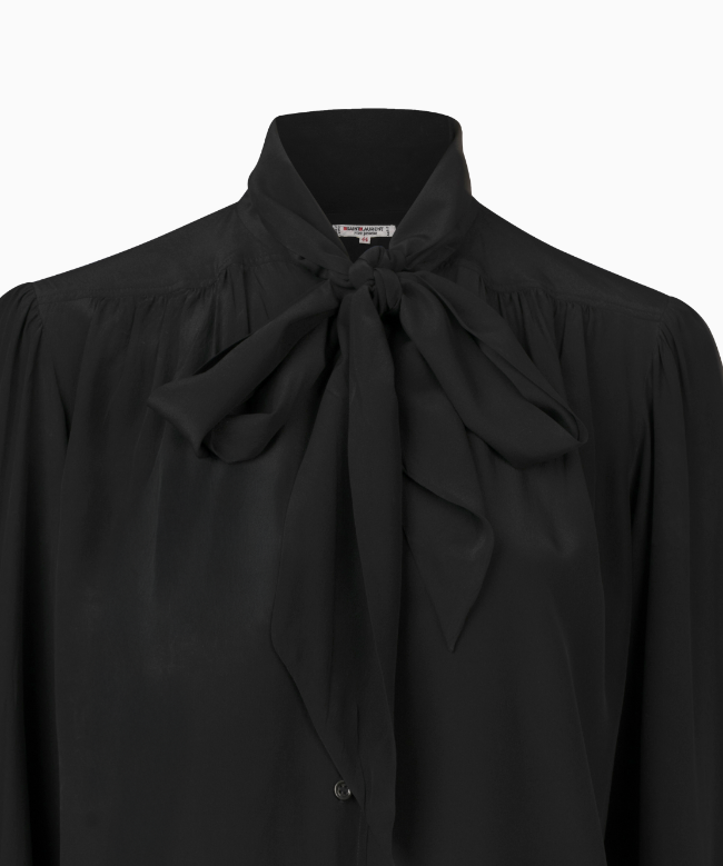 Location et Achat Chemise Yves Saint Laurent, modèle Lavallière Noire 2
