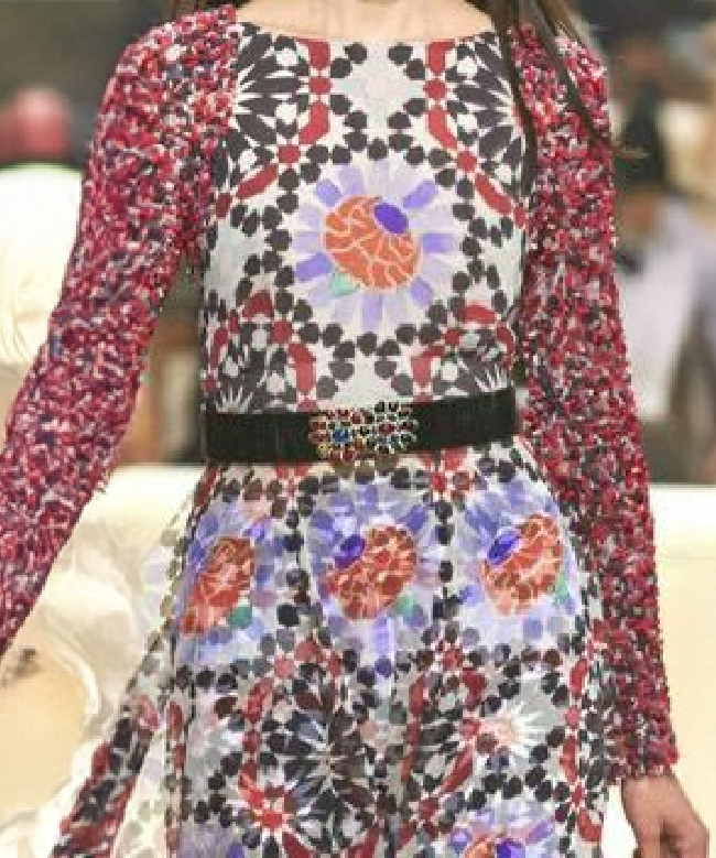 Location et Achat Robe Chanel, modèle Mousseline Imprimée Resort 2015 3