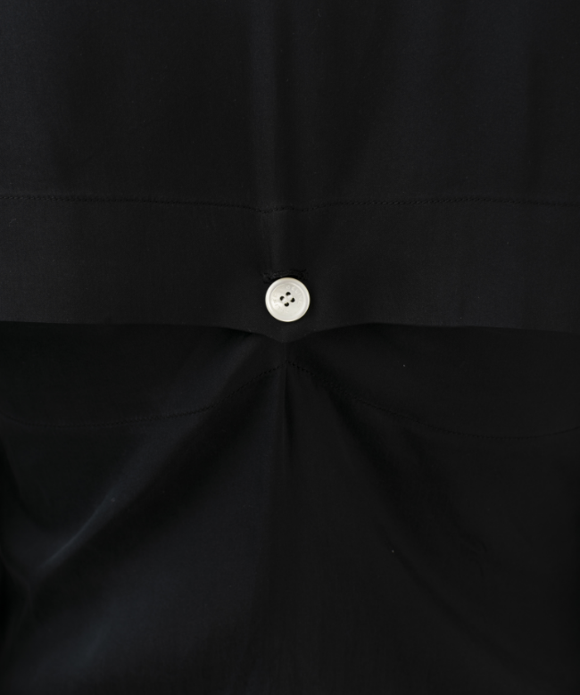 Location & Achat Chemise Céline, modèle Pure Line par Phoebe Philo 4