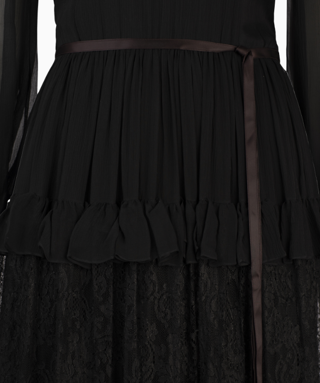 Location Robe Nina Ricci, modèle Nuit Victorienne 3
