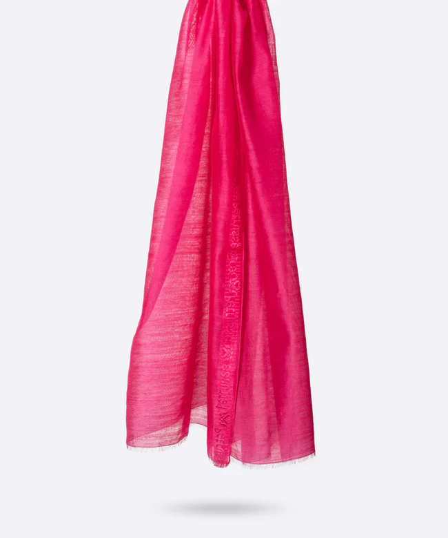 Location Étole Petrusse, modèle Élégie Fuchsia 1