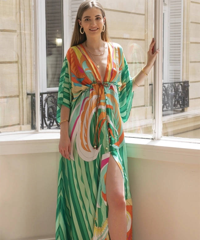 Location robe alexandra neel 2