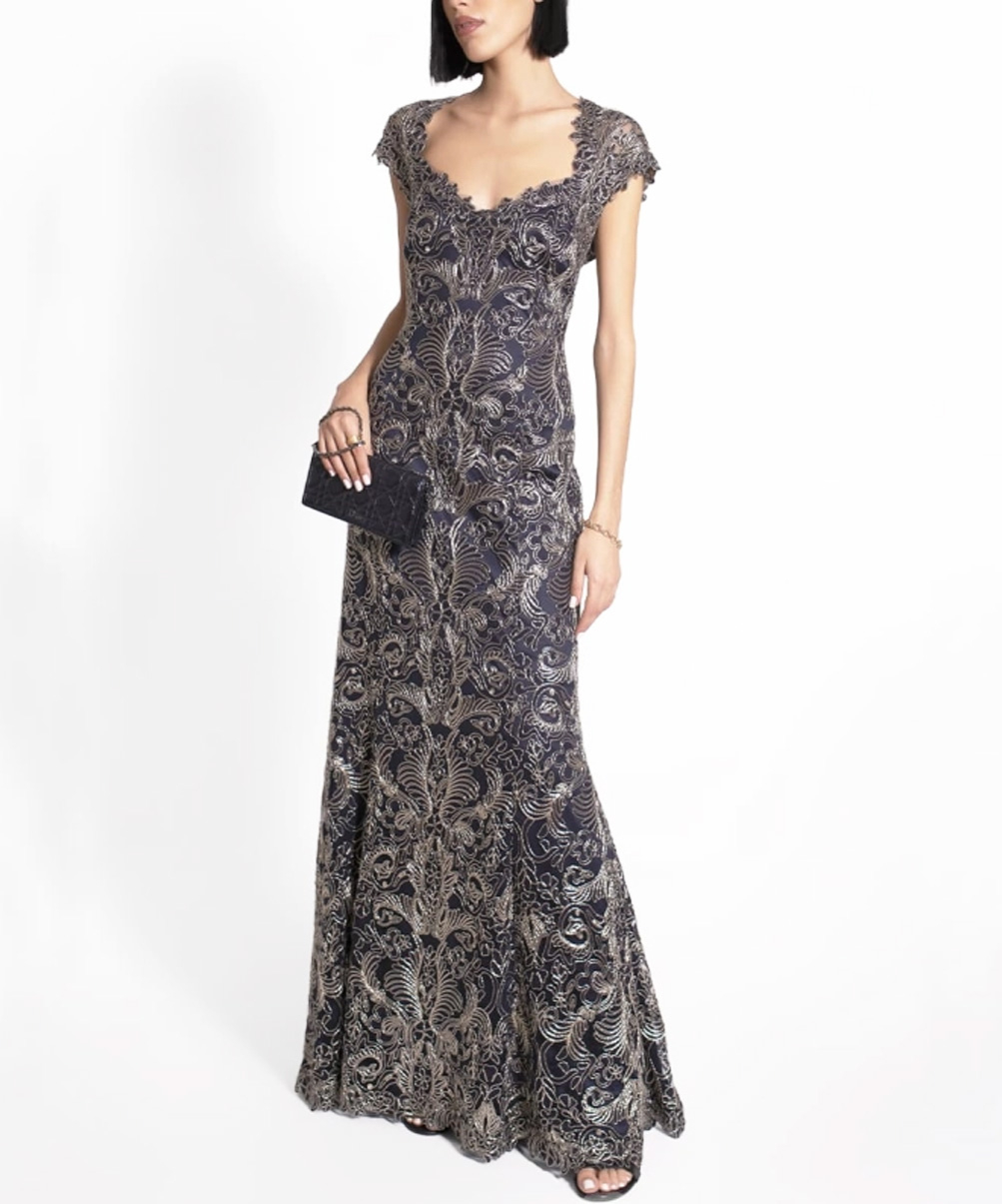 Location Robe Tadashi Shoji 1