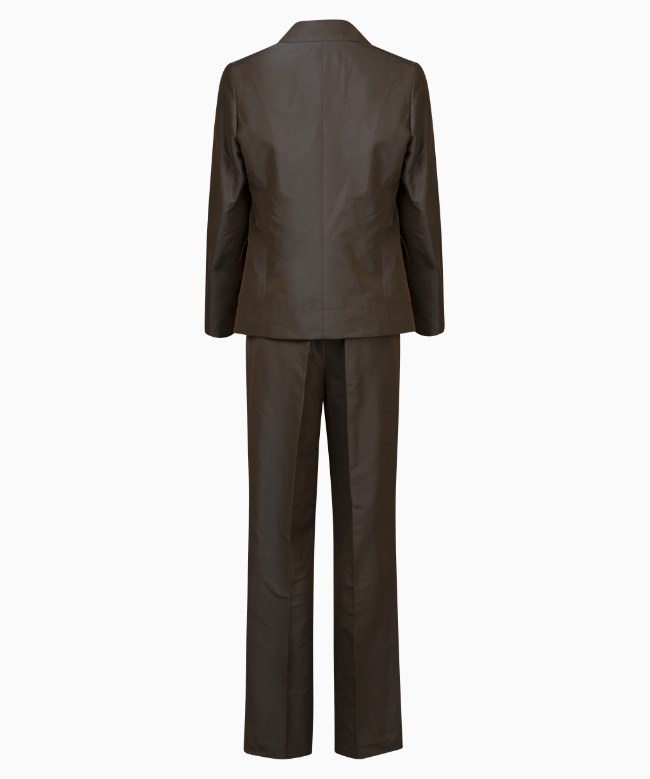 Location et achat tailleur Jil Sander, modèle Minimalisme Contemporain 4