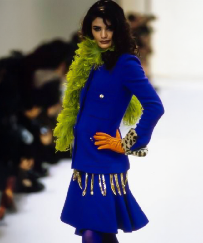 Location et Achat tailleur Chanel, modèle Blue Tweed FW1991 par Karl Lagerfeld 2