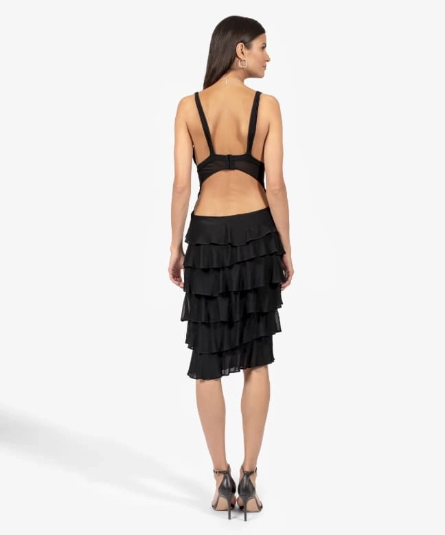 Location Robe Saint Laurent, modèle Black Gather. 3