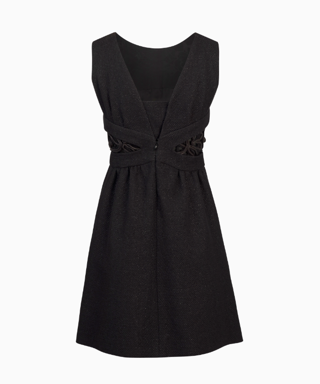 Location Robe Chanel, modèle Dentelle Ajourée Noire 3