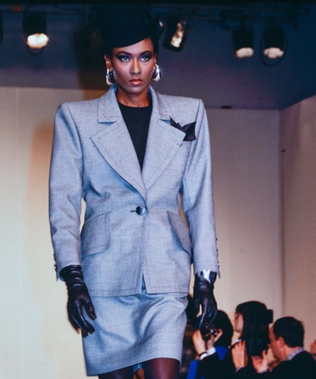 Location & Achat Veste Yves Saint Laurent, modèle Rive Gauche 1987 1