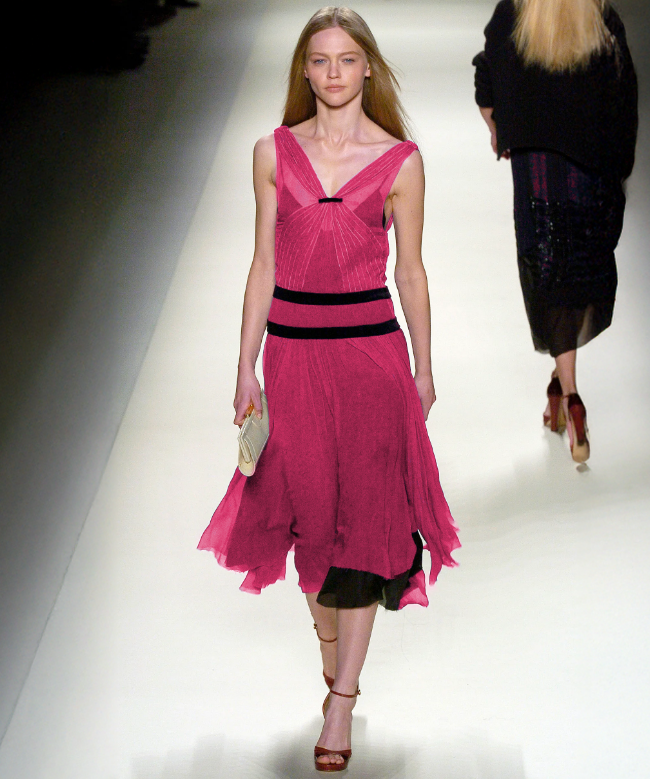 Location robe Chloé, modèle Mousseline Framboise 1