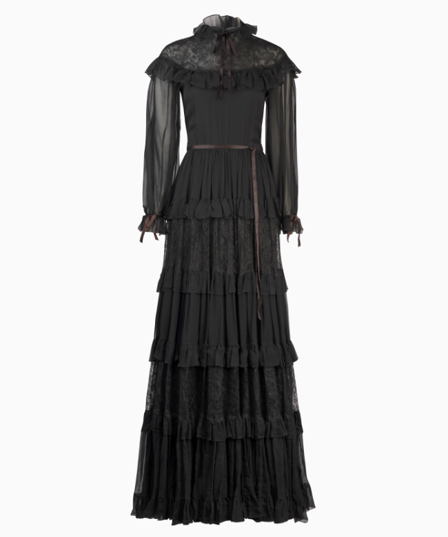 Location Robe Nina Ricci, modèle Nuit Victorienne 1