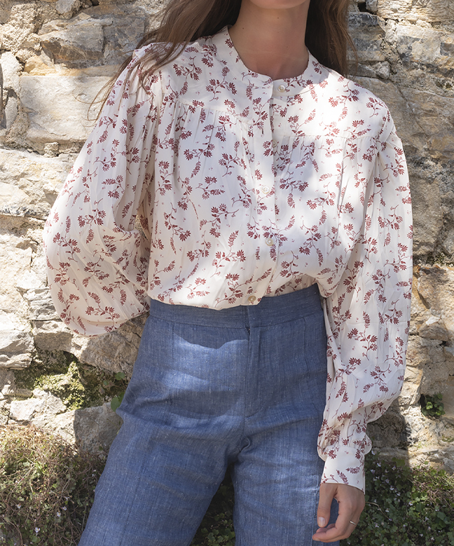 Location Blouse Frame 1