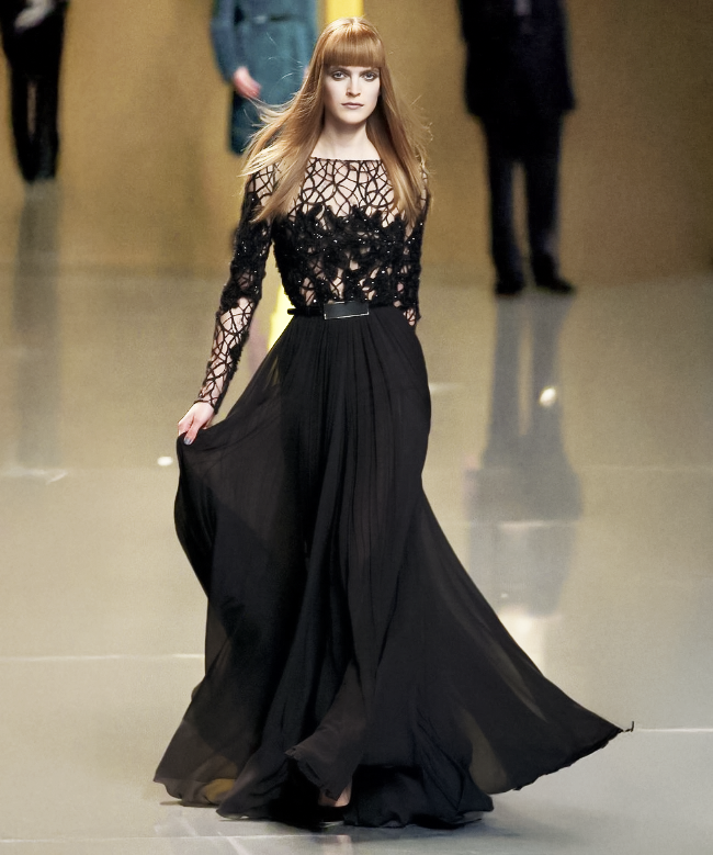 Location Robe Elie Saab, modèle Black Plumetis 1
