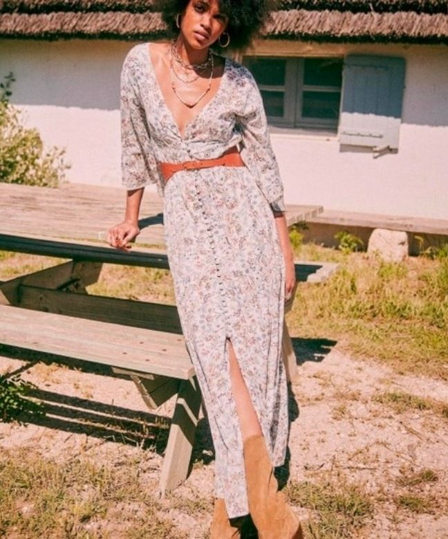 Location Robe Sezane Bonnie fleurie 1