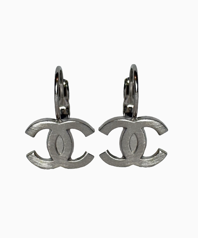 Achat Boucles D'Oreilles Chanel, modèle Double C Silver