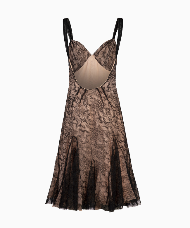 Location robe John Galliano, modèle lace nude 3