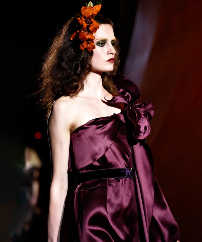 Location Robe Marc Jacobs, modèle Purple Muse 2