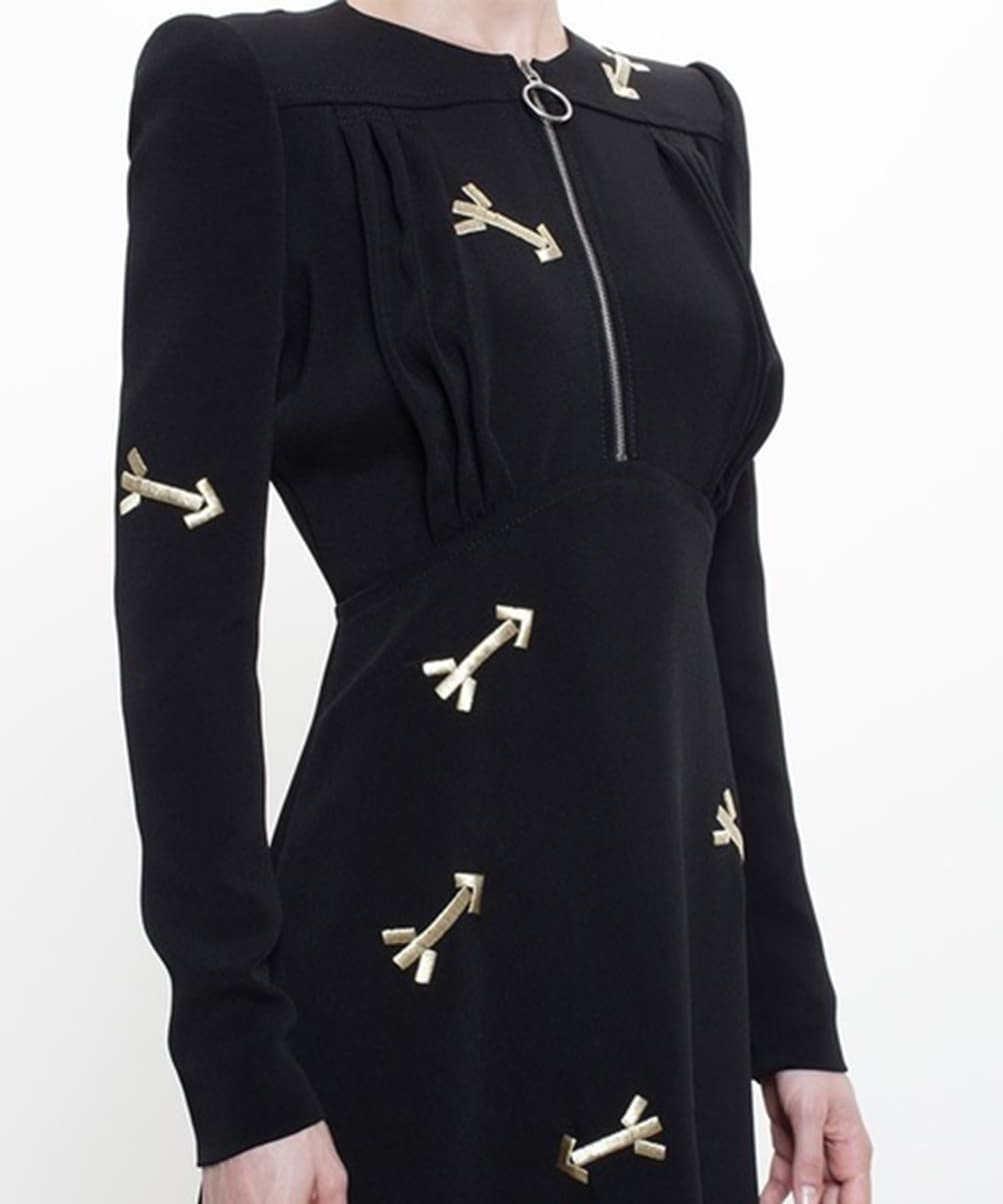 Location Robe Arrows Carven 4