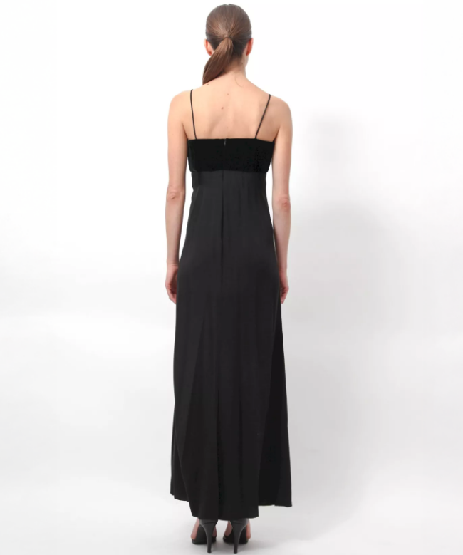 Location Robe Valentino, modèle Ruffle Embellished Black 4