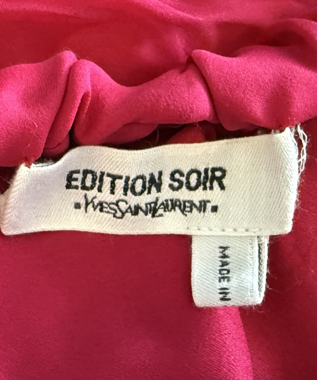 Location et Achat Robe Yves Saint Laurent, modèle Fushia Mousseline 2012 4