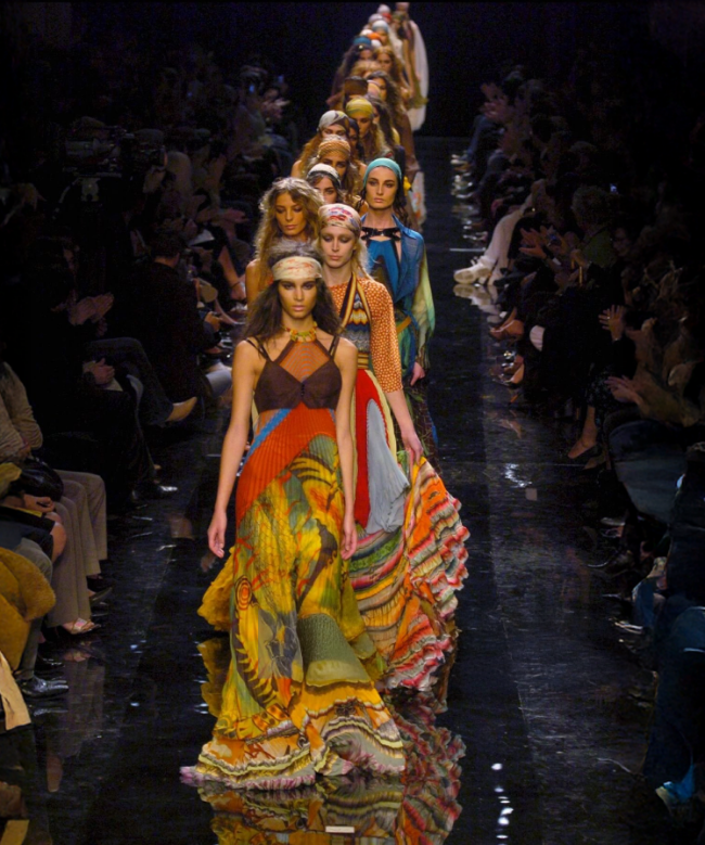 Location Robe Jean Paul Gaultier, modèle Sunset Flame SS2005 6