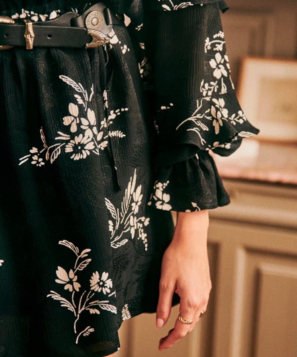 Location Robe Lali Jacquard Sézane 4