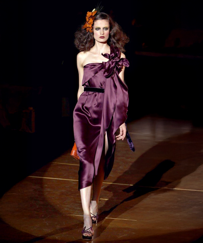 Location Robe Marc Jacobs, modèle Purple Muse 1