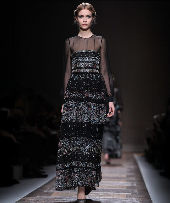 Location Robe de soirée Valentino, modèle Noir Céleste FW 2012 3