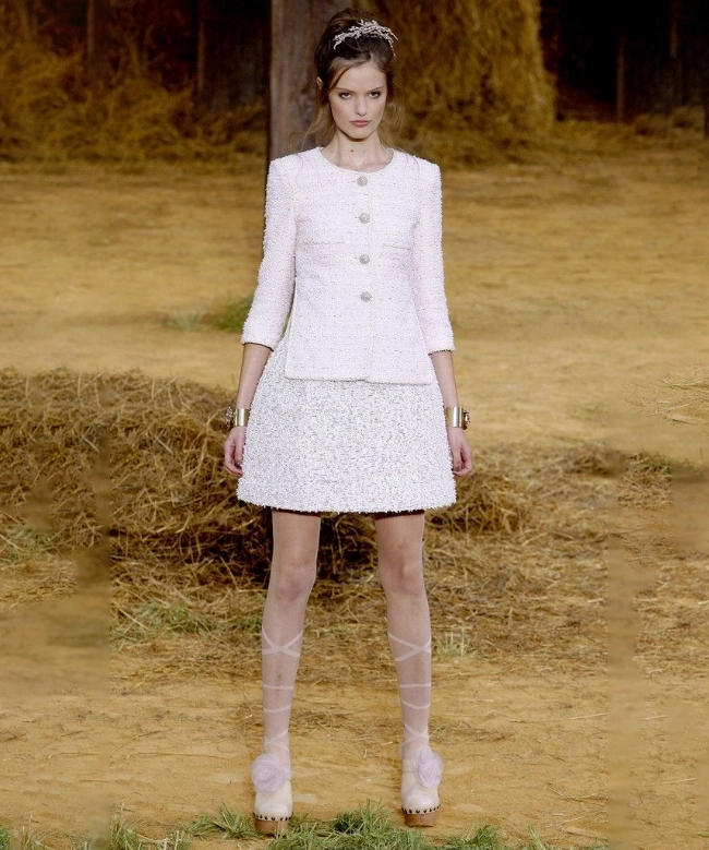 Location veste chanel, modèle Blush Pink Tweed 2