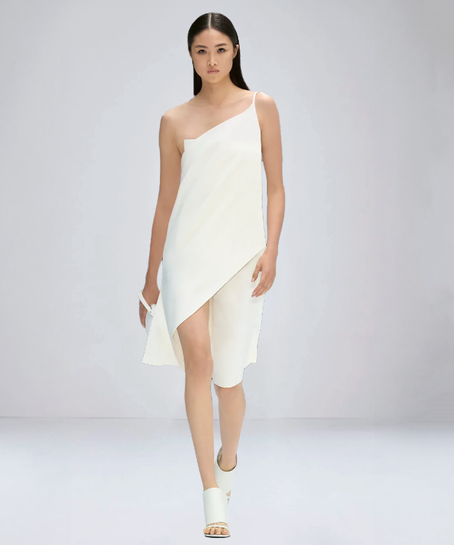 Location robe Courrèges, modèle Infinity Crêpe Natural 1