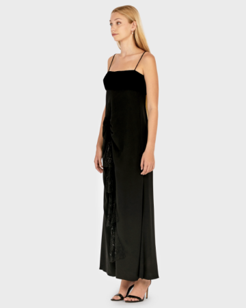 Robe Ruffle Embellished Black