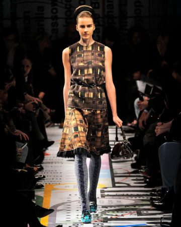 Top Grid FW2010 par Miuccia Prada