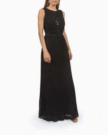 Robe Pleated Chiffon Gown