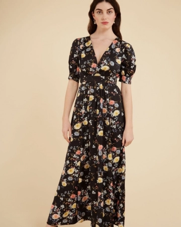 Robe Amaria